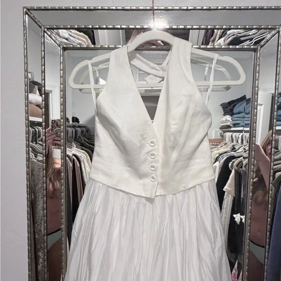 Camila Coelho Elegant White Halter Maxi Dress - Picture 6 of 7